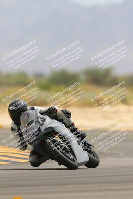 media/Sep-30-2023-SoCal Trackdays (Sat) [[636657bffb]]/Turn 16 (1145am)/